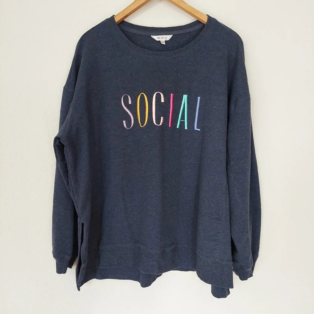 WILDFOX Social Embroidered Sweatshirt Size XXL - Picture 2 of 9
